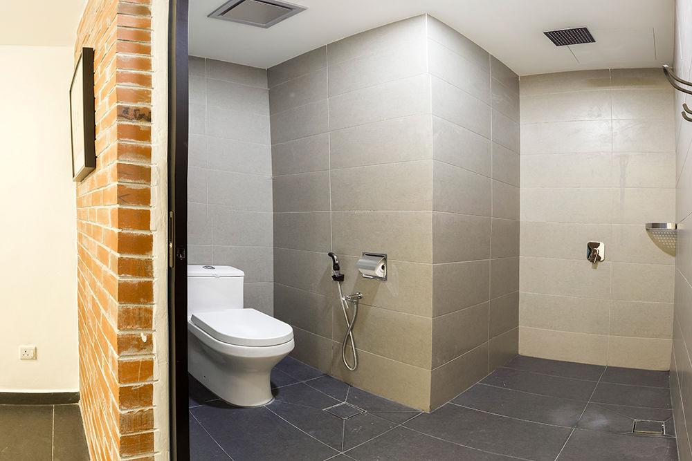 Roomies Suites Batu Feringgi Exterior foto